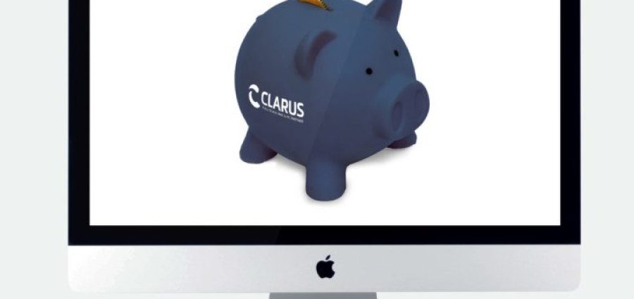 En blå sparegris med et hvidt Clarus logo på, der vises på en hvid Mac